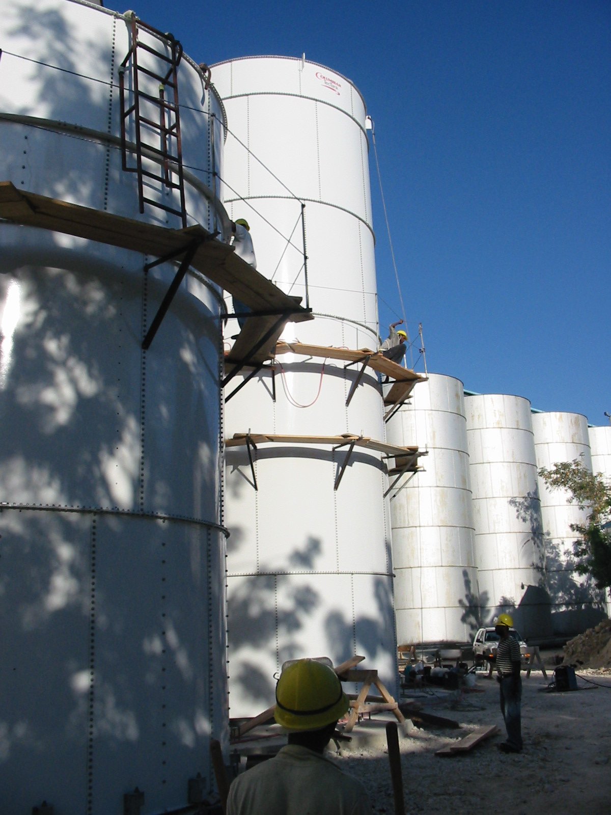 Montage de silos – LMH (2007)